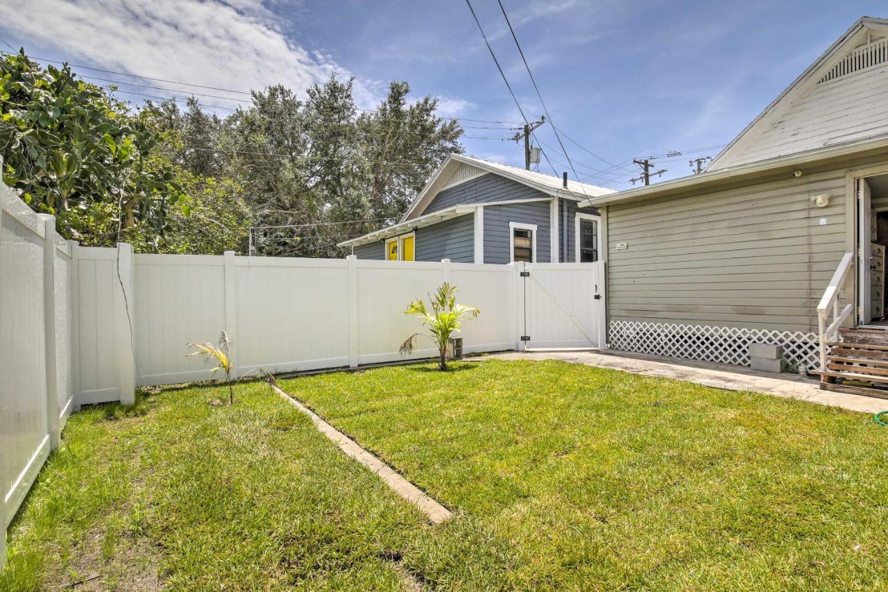 Updated Ybor City House With Fenced Yard Tampa Exterior photo